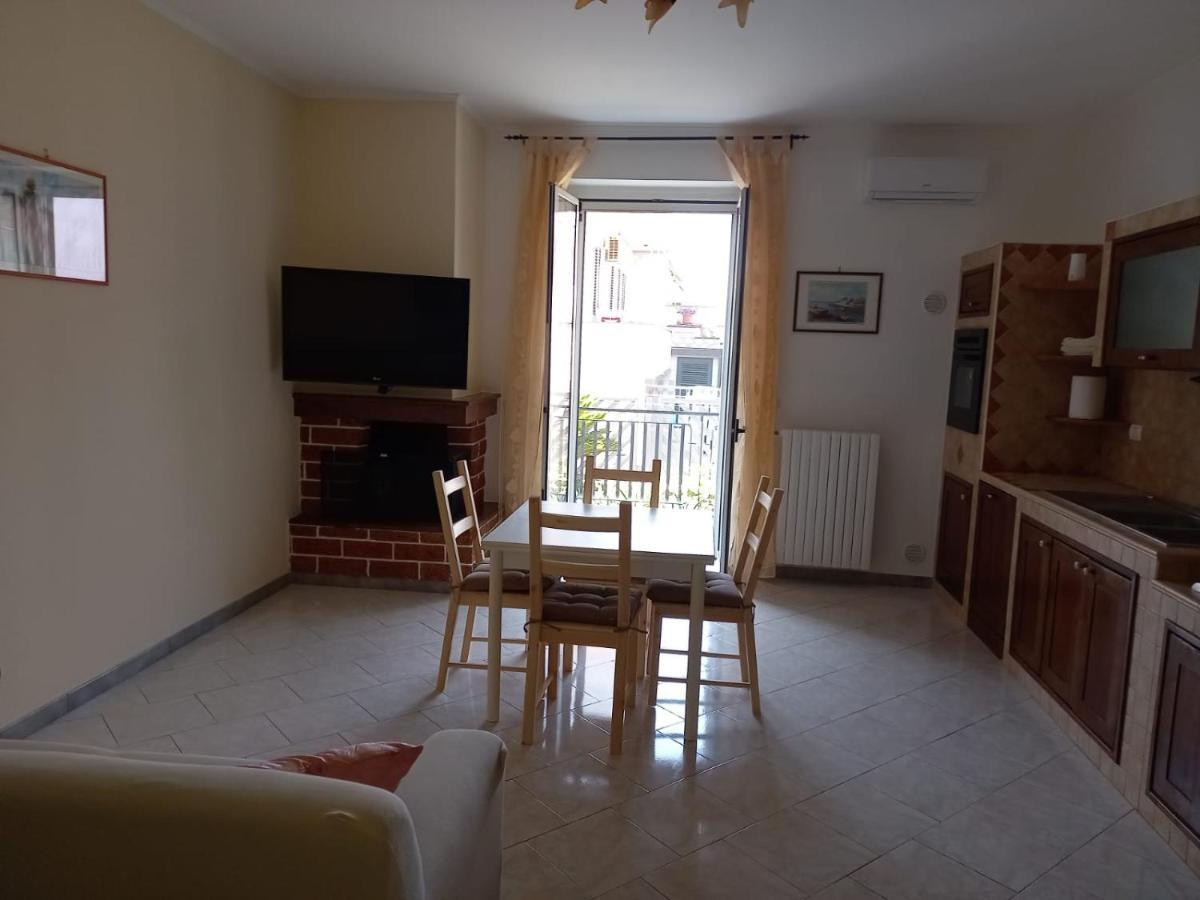 Apartament La Dimora Di Angela Conversano Zewnętrze zdjęcie